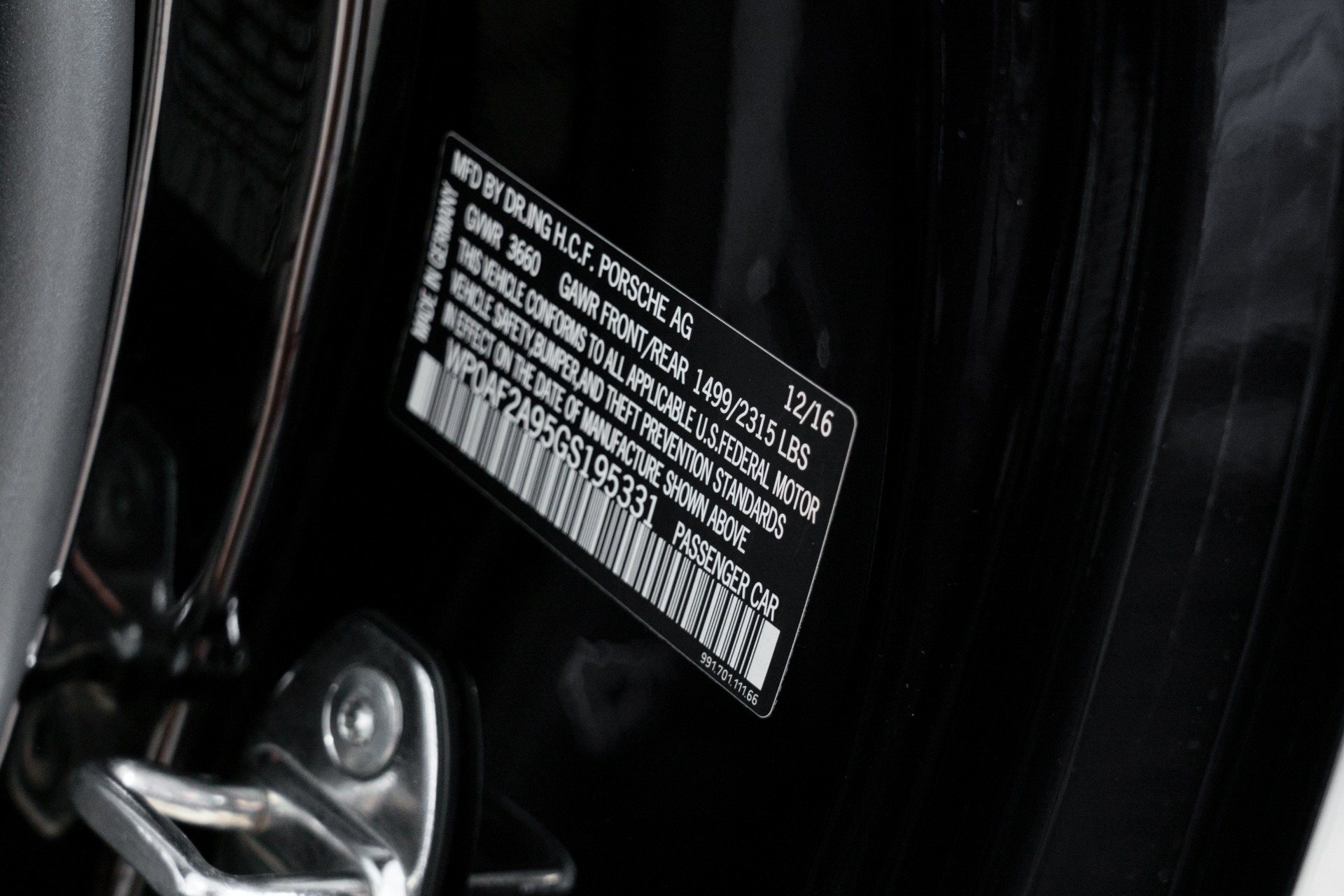 Used-2016-Porsche-911-R