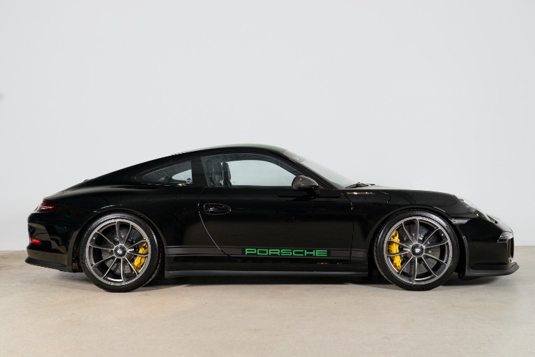 Used-2016-Porsche-911-R