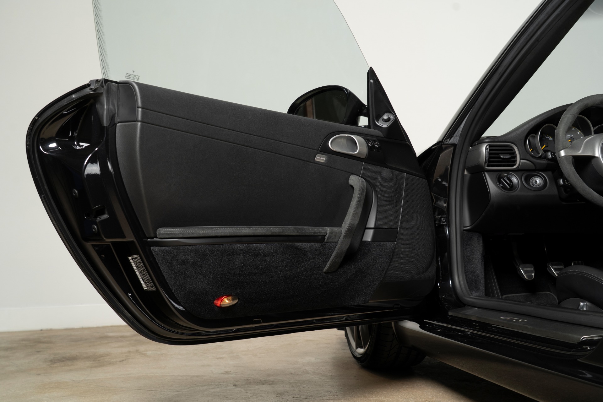 Used-2010-Porsche-911-GT3