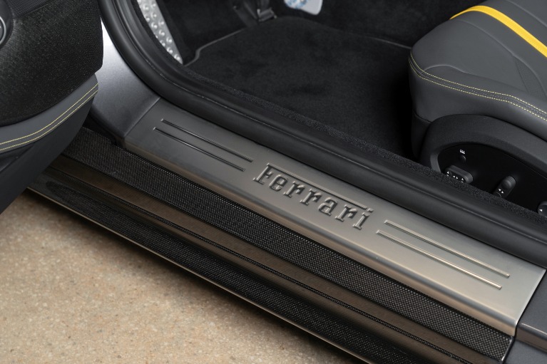 Used-2023-Ferrari-812-GTS