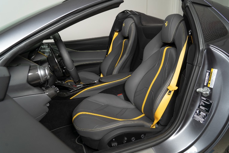 Used-2023-Ferrari-812-GTS