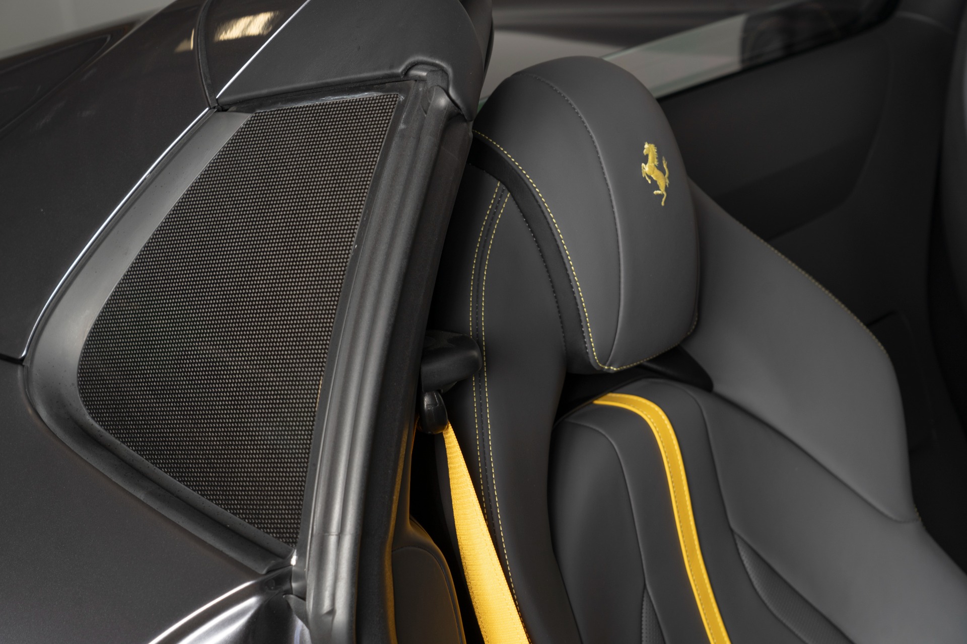 Used-2023-Ferrari-812-GTS