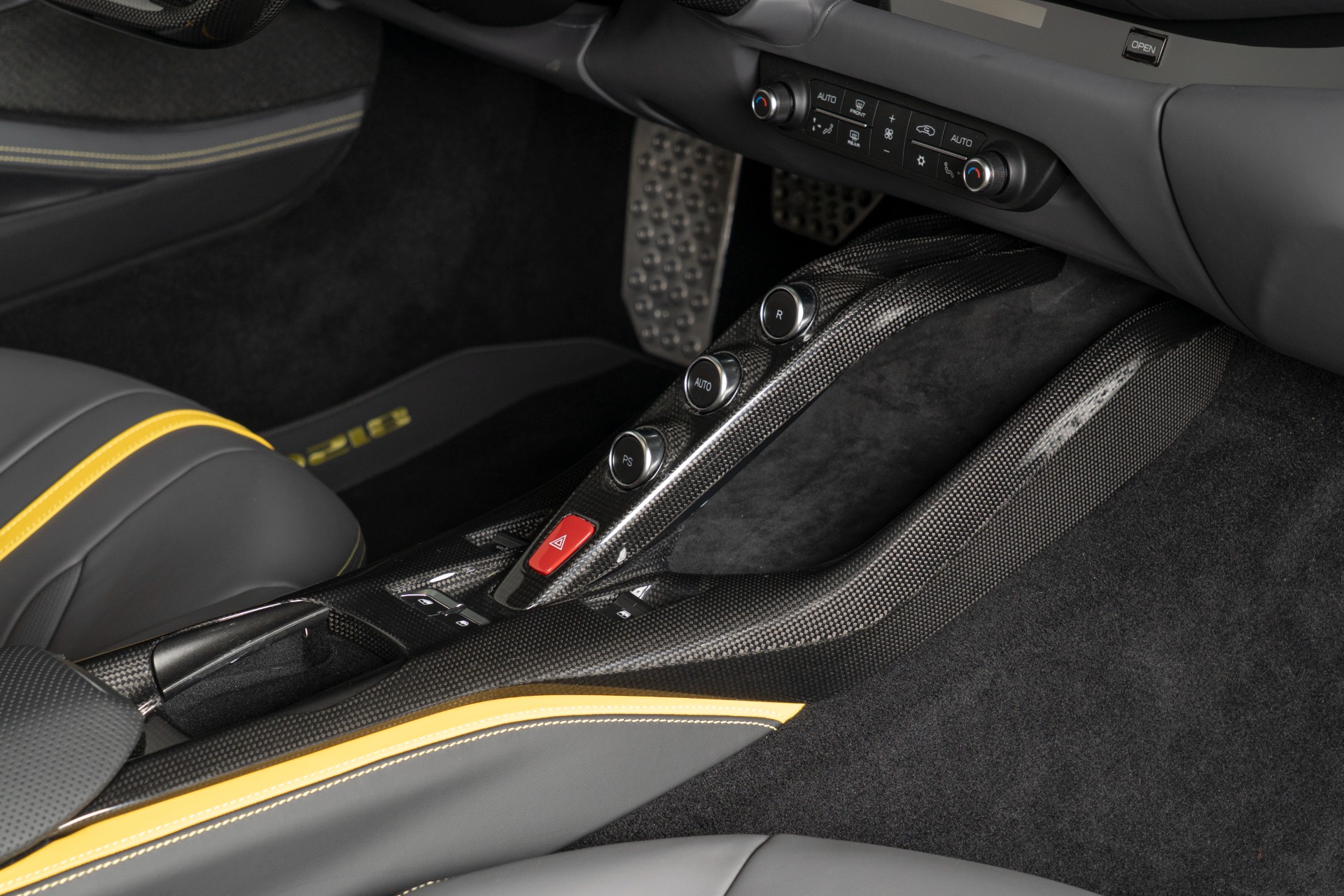 Used-2023-Ferrari-812-GTS