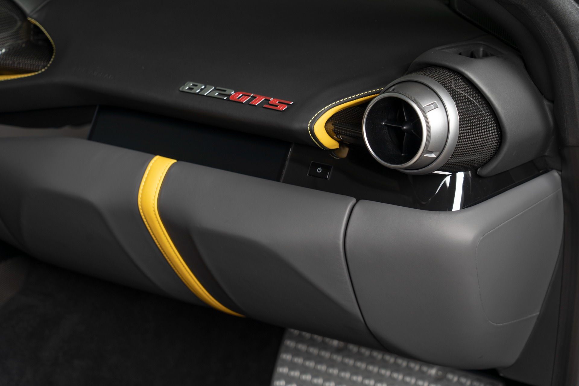 Used-2023-Ferrari-812-GTS