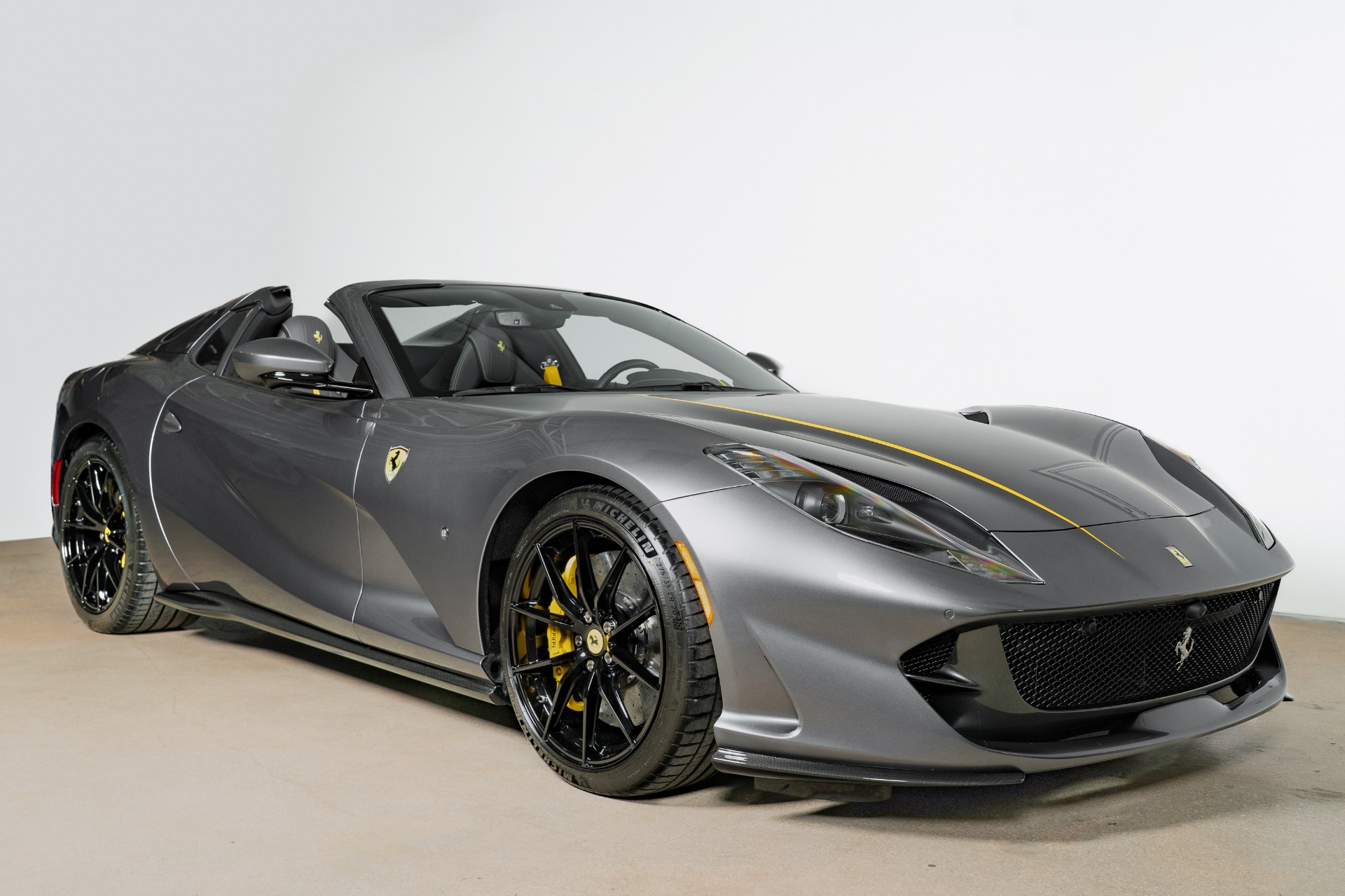 Used-2023-Ferrari-812-GTS