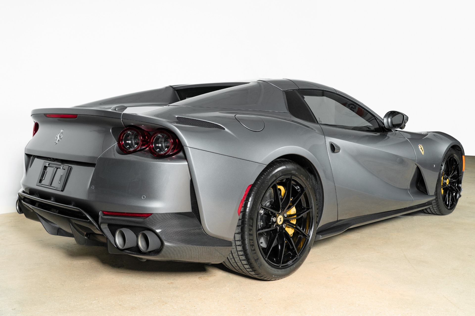 Used-2023-Ferrari-812-GTS