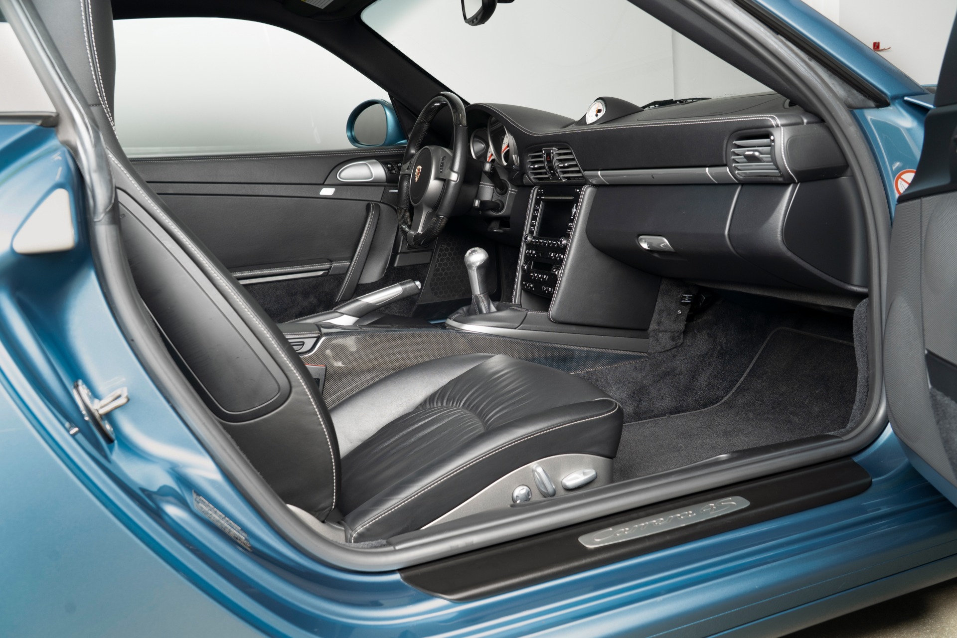 Used-2010-Porsche-911-Carrera-4S
