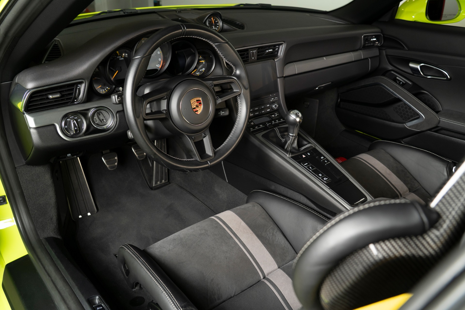 Used-2018-Porsche-911-GT3