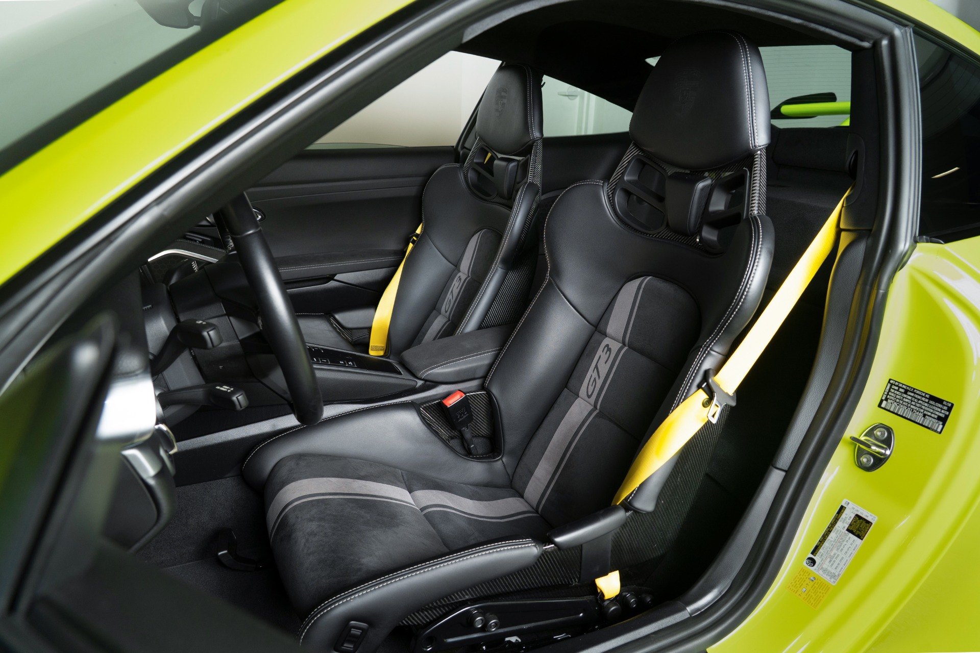 Used-2018-Porsche-911-GT3