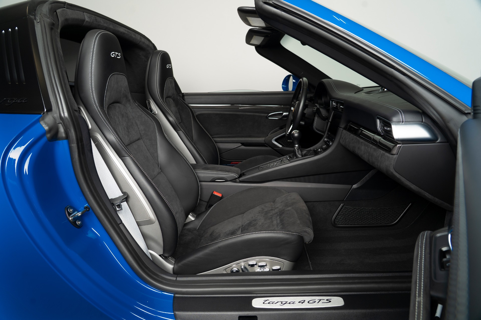 Used-2018-Porsche-911-Targa-4-GTS