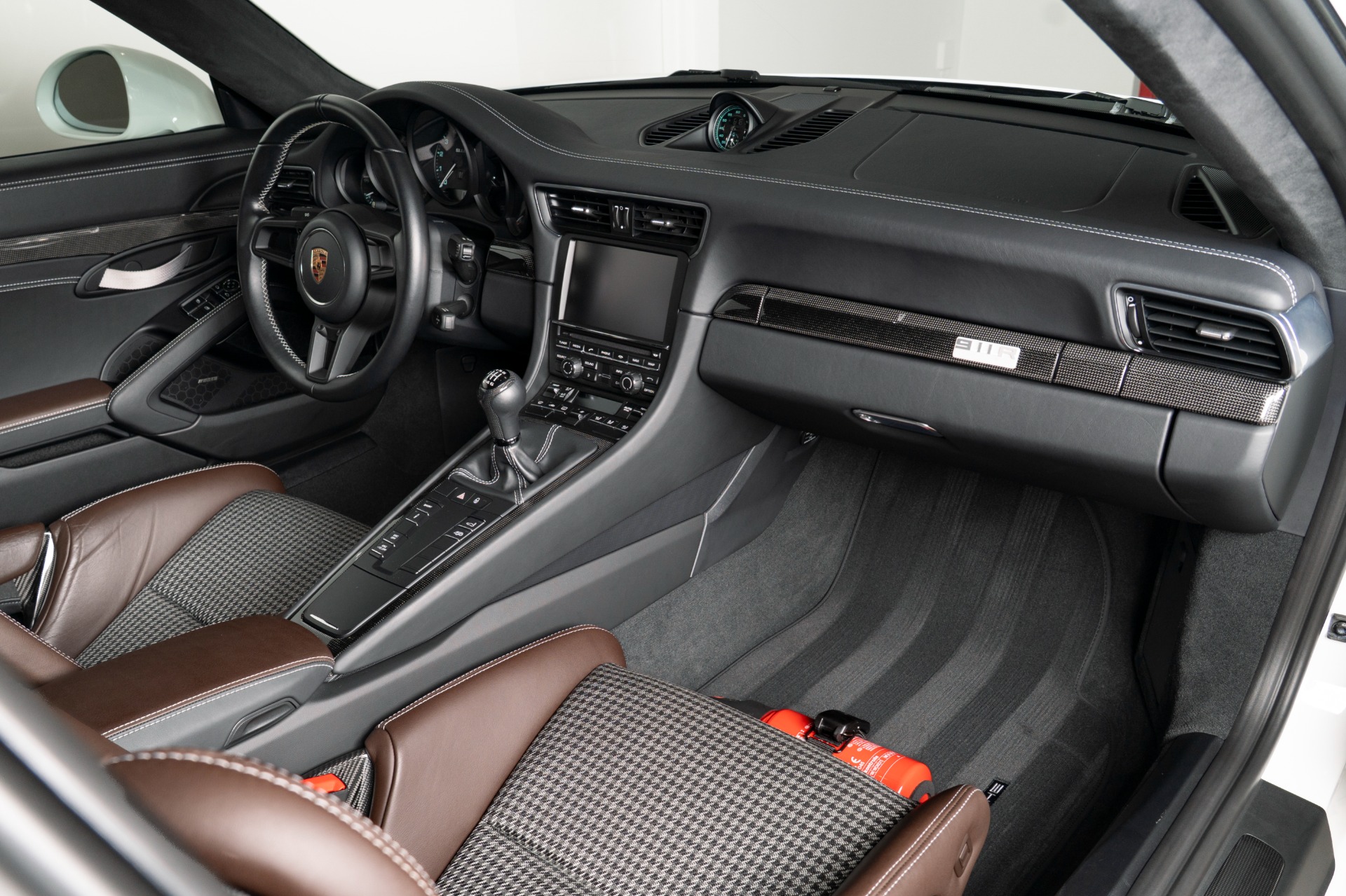 Used-2016-Porsche-911-R