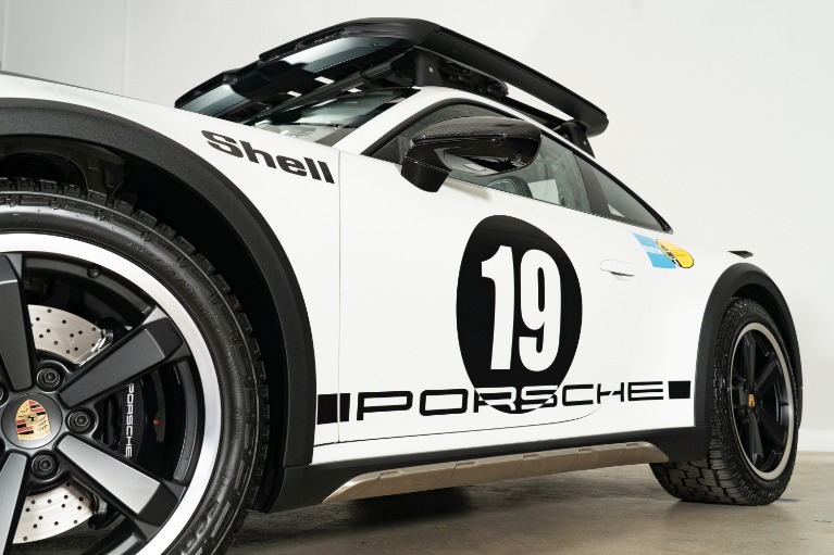 Used-2024-Porsche-911-Dakar