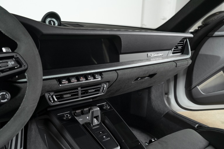Used-2024-Porsche-911-Dakar