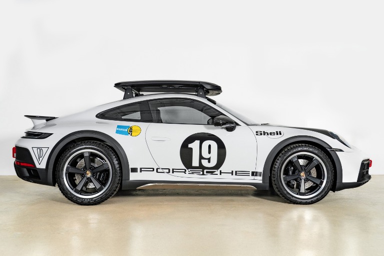 Used-2024-Porsche-911-Dakar