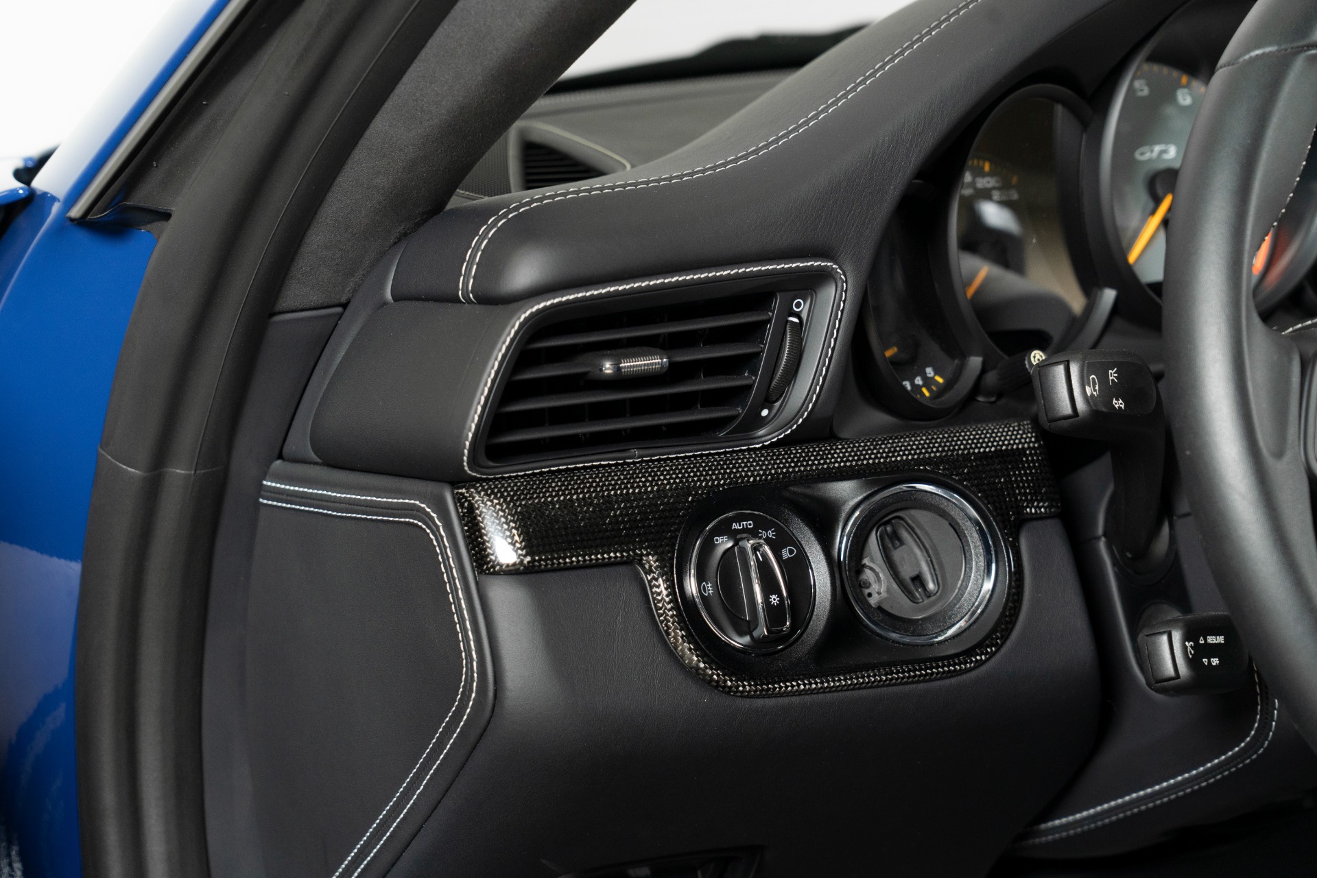 Used-2018-Porsche-911-GT3-Touring