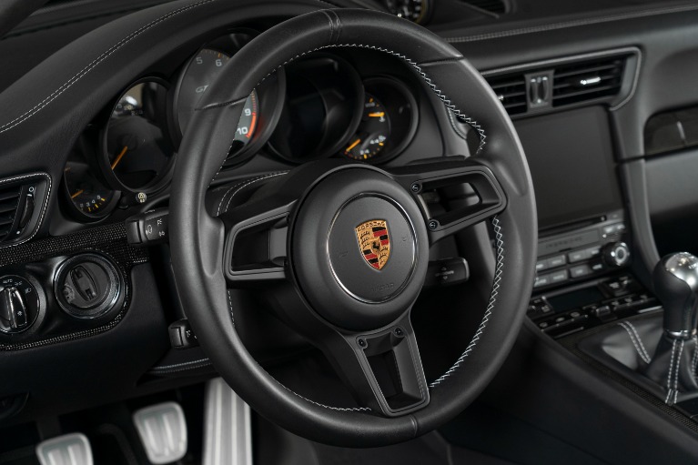 Used-2018-Porsche-911-GT3-Touring