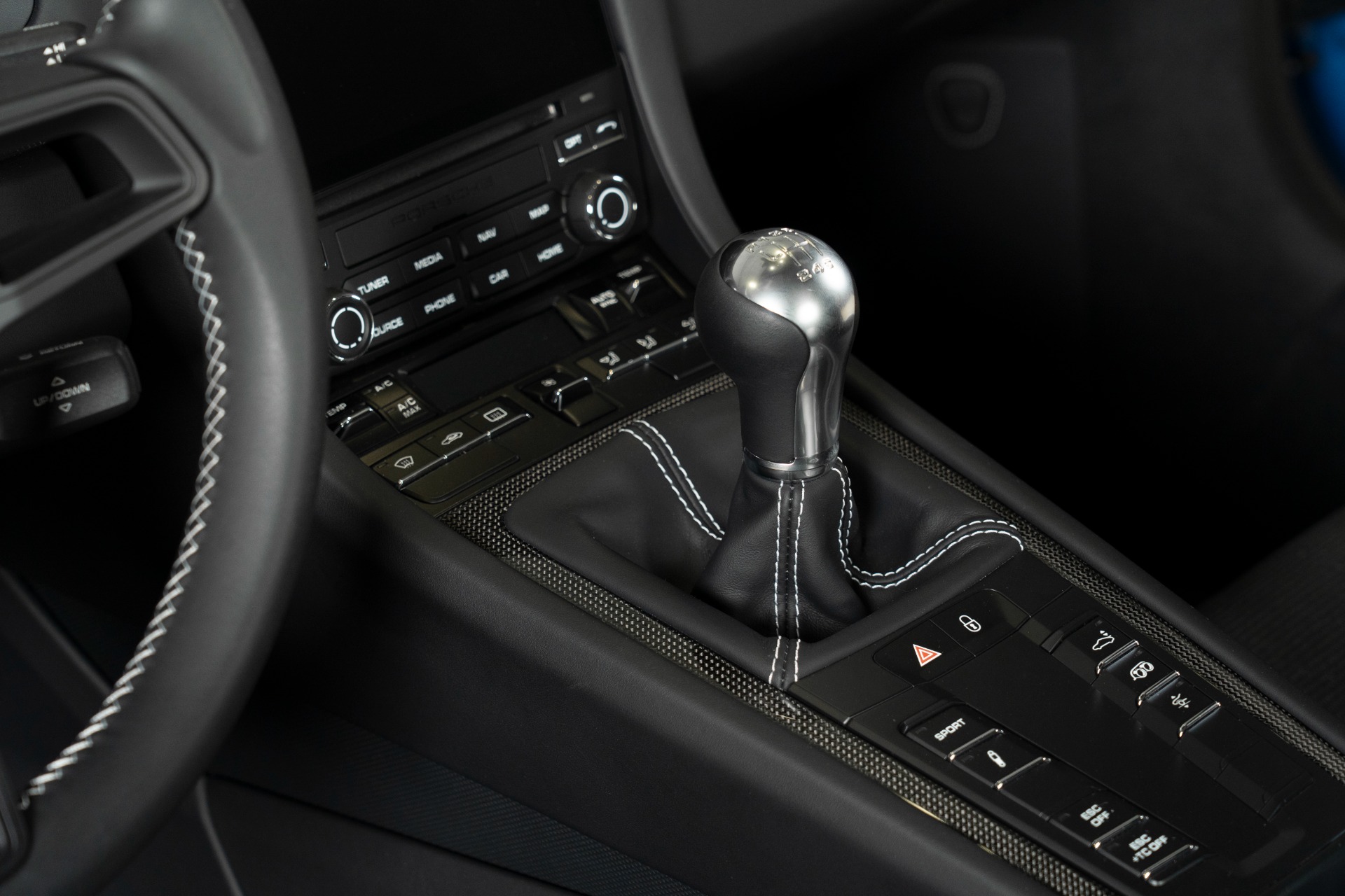 Used-2018-Porsche-911-GT3-Touring