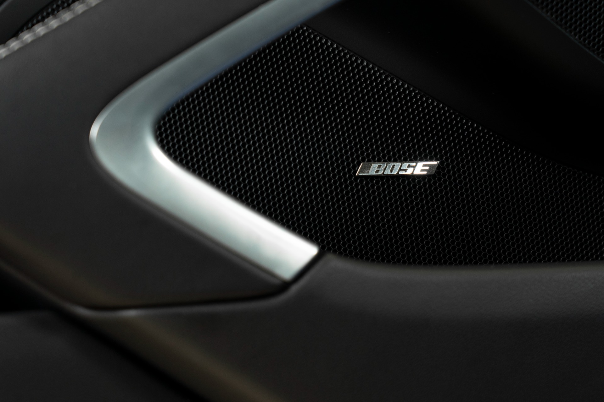 Used-2018-Porsche-911-GT3-Touring