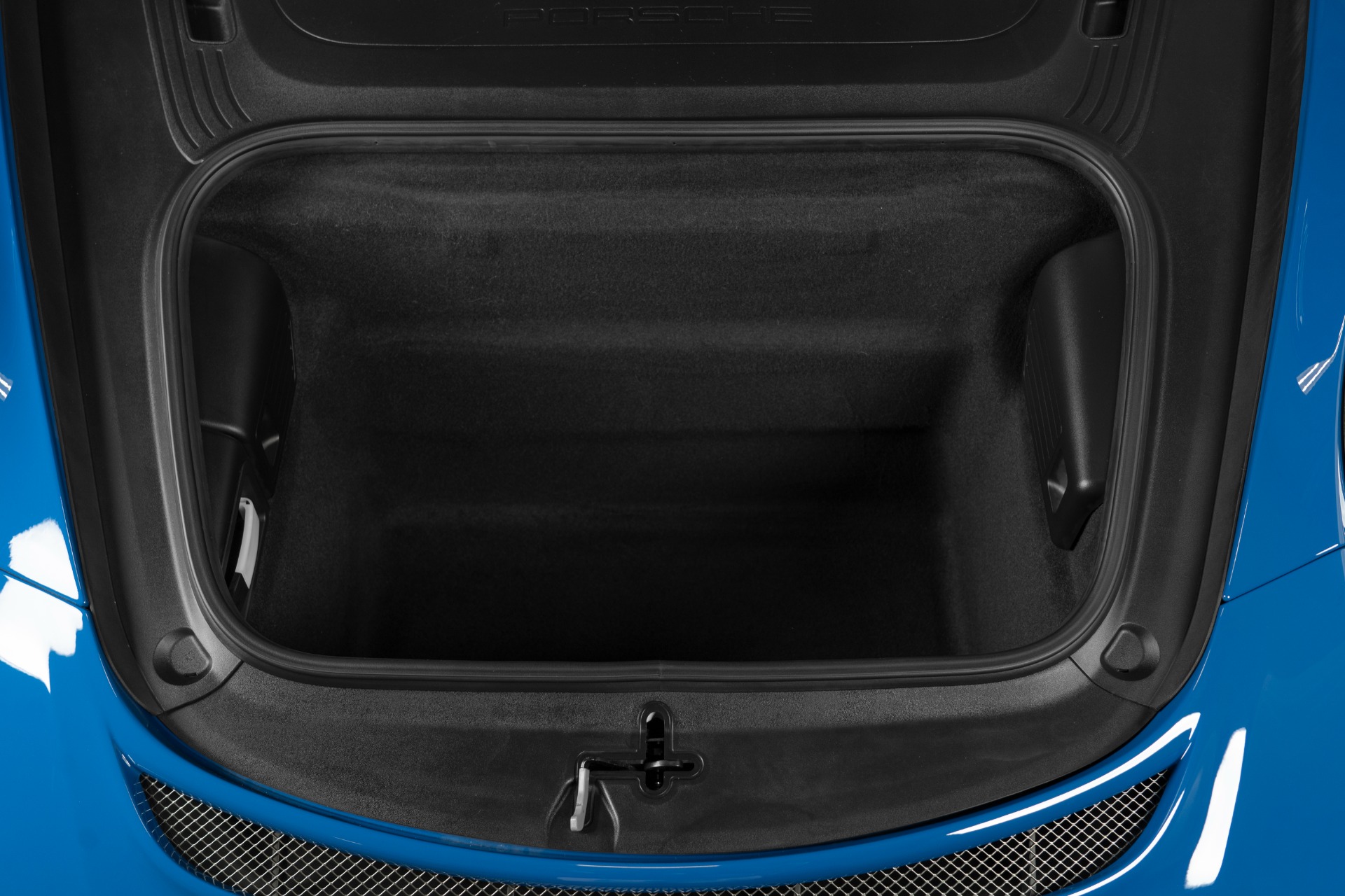 Used-2018-Porsche-911-GT3-Touring