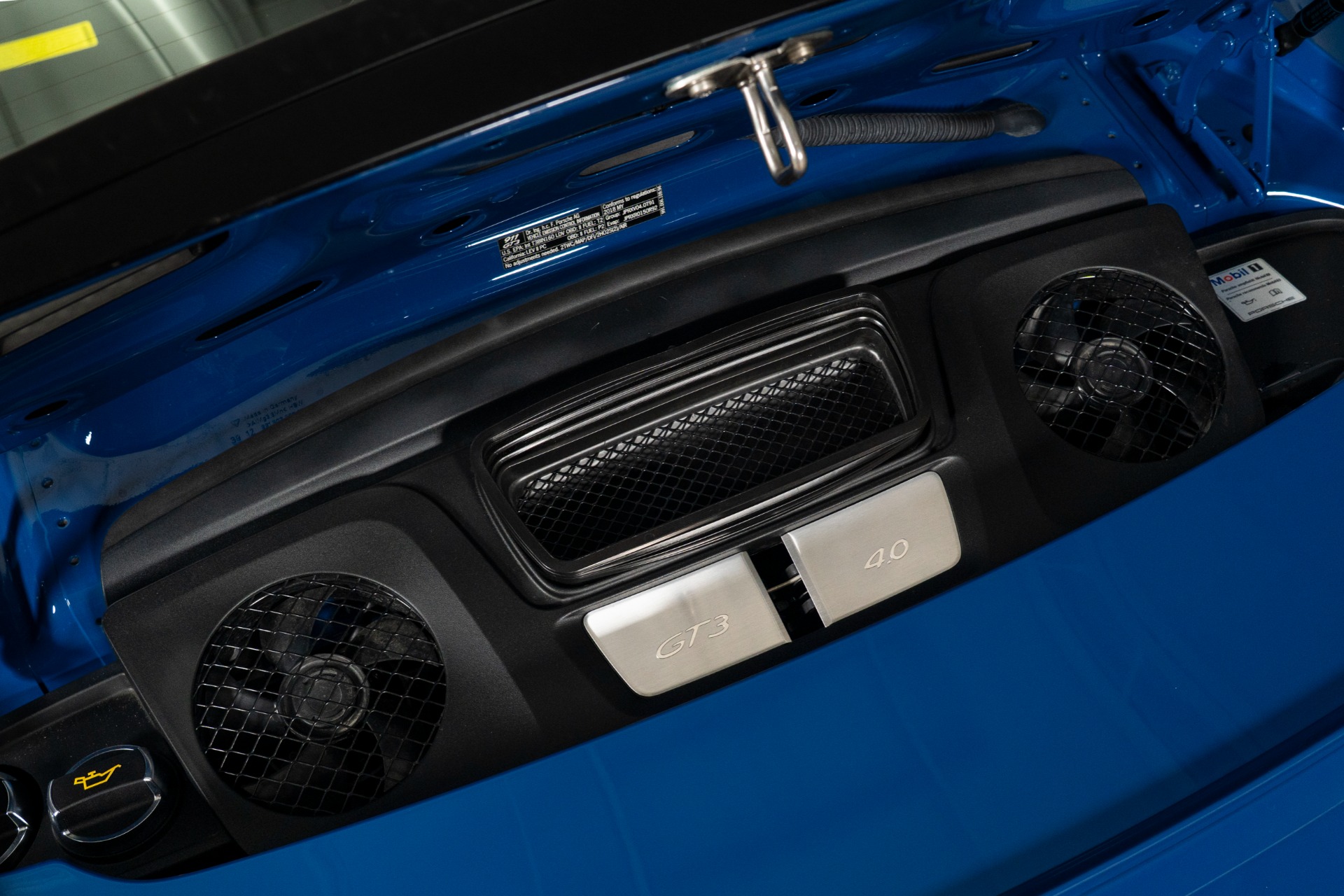 Used-2018-Porsche-911-GT3-Touring