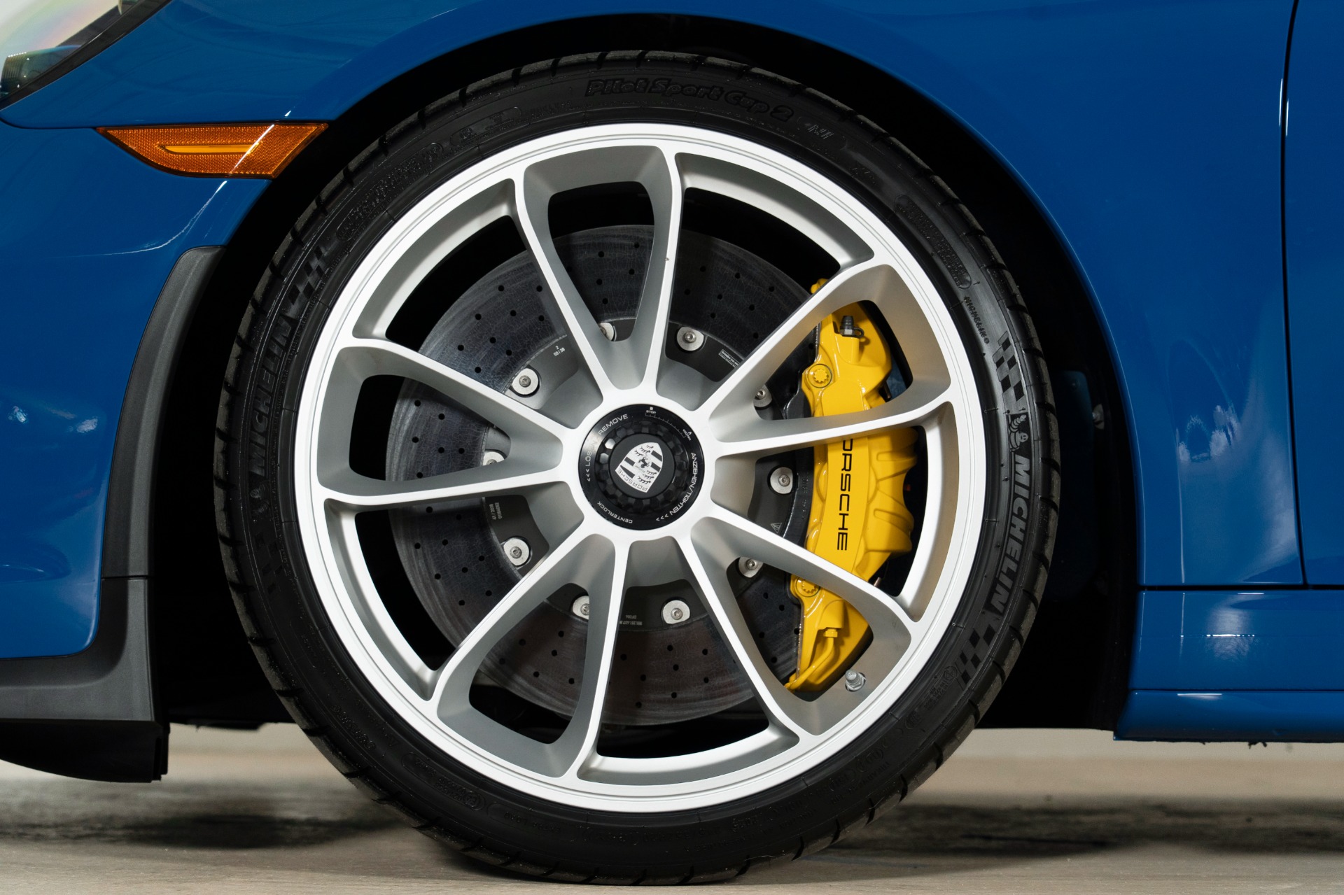 Used-2018-Porsche-911-GT3-Touring