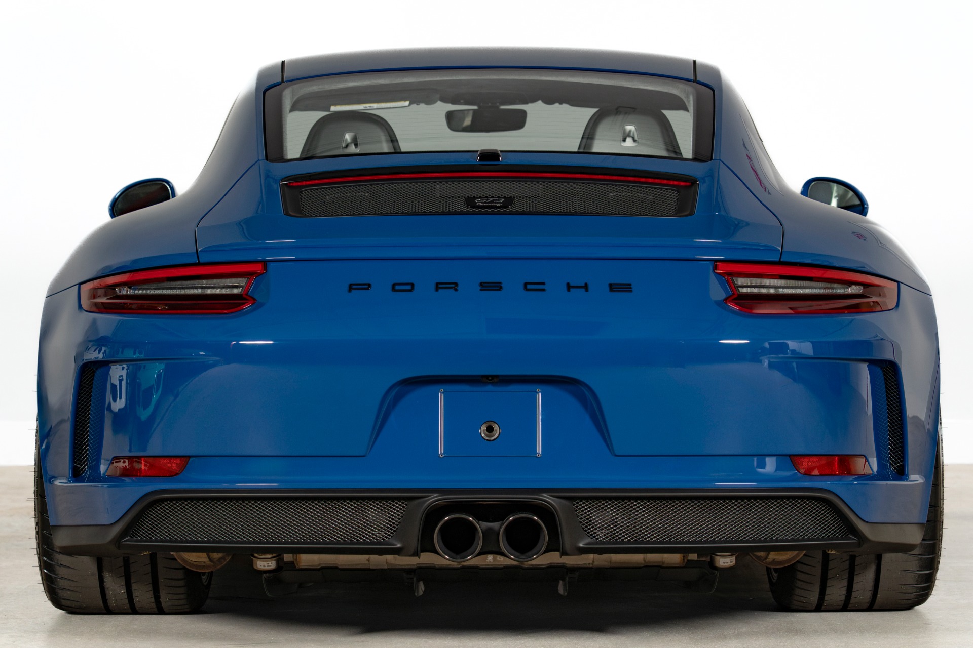 Used-2018-Porsche-911-GT3-Touring