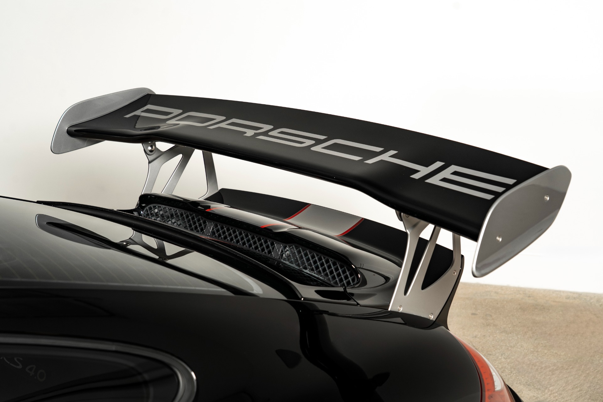 Used-2011-Porsche-911-GT3-RS-40