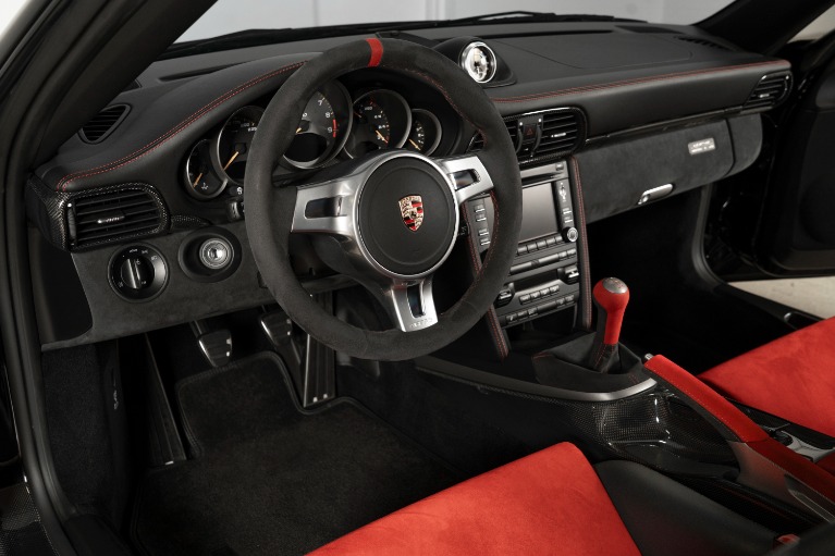 Used-2011-Porsche-911-GT3-RS-40