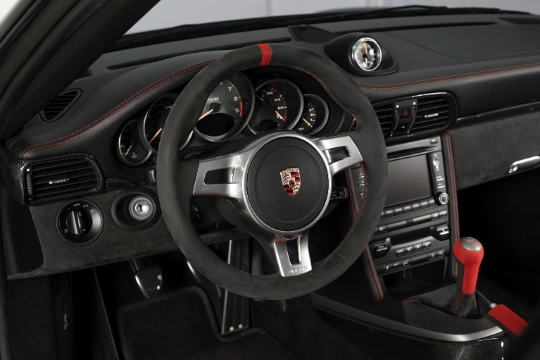 Used-2011-Porsche-911-GT3-RS-40