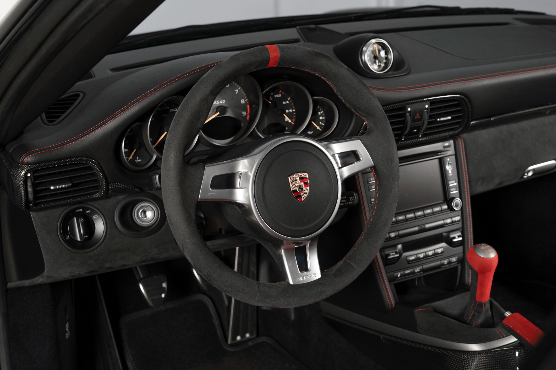 Used-2011-Porsche-911-GT3-RS-40