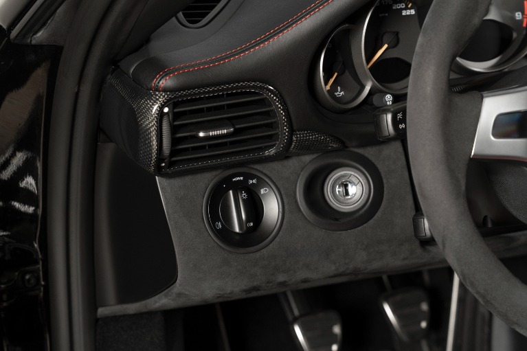 Used-2011-Porsche-911-GT3-RS-40