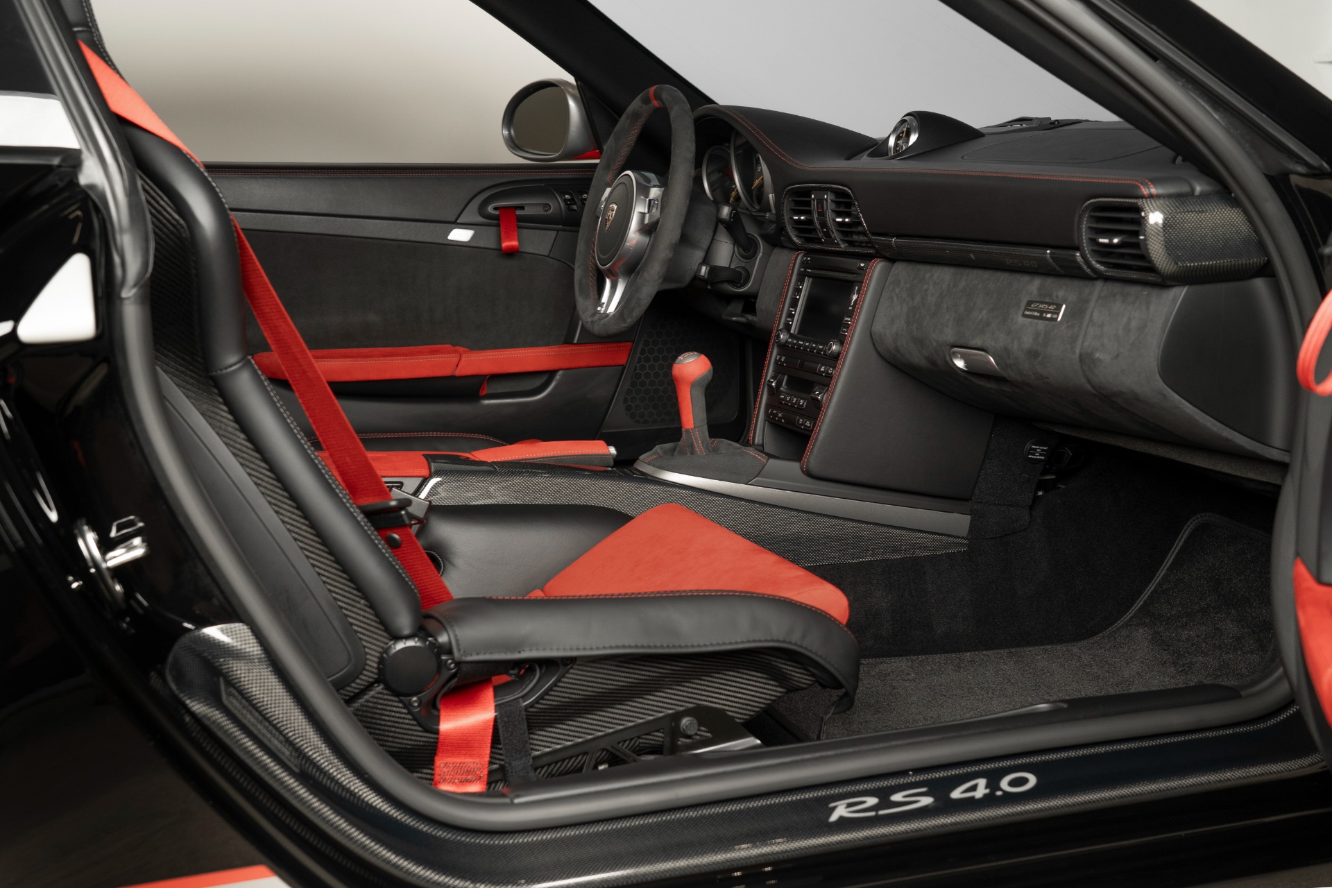 Used-2011-Porsche-911-GT3-RS-40