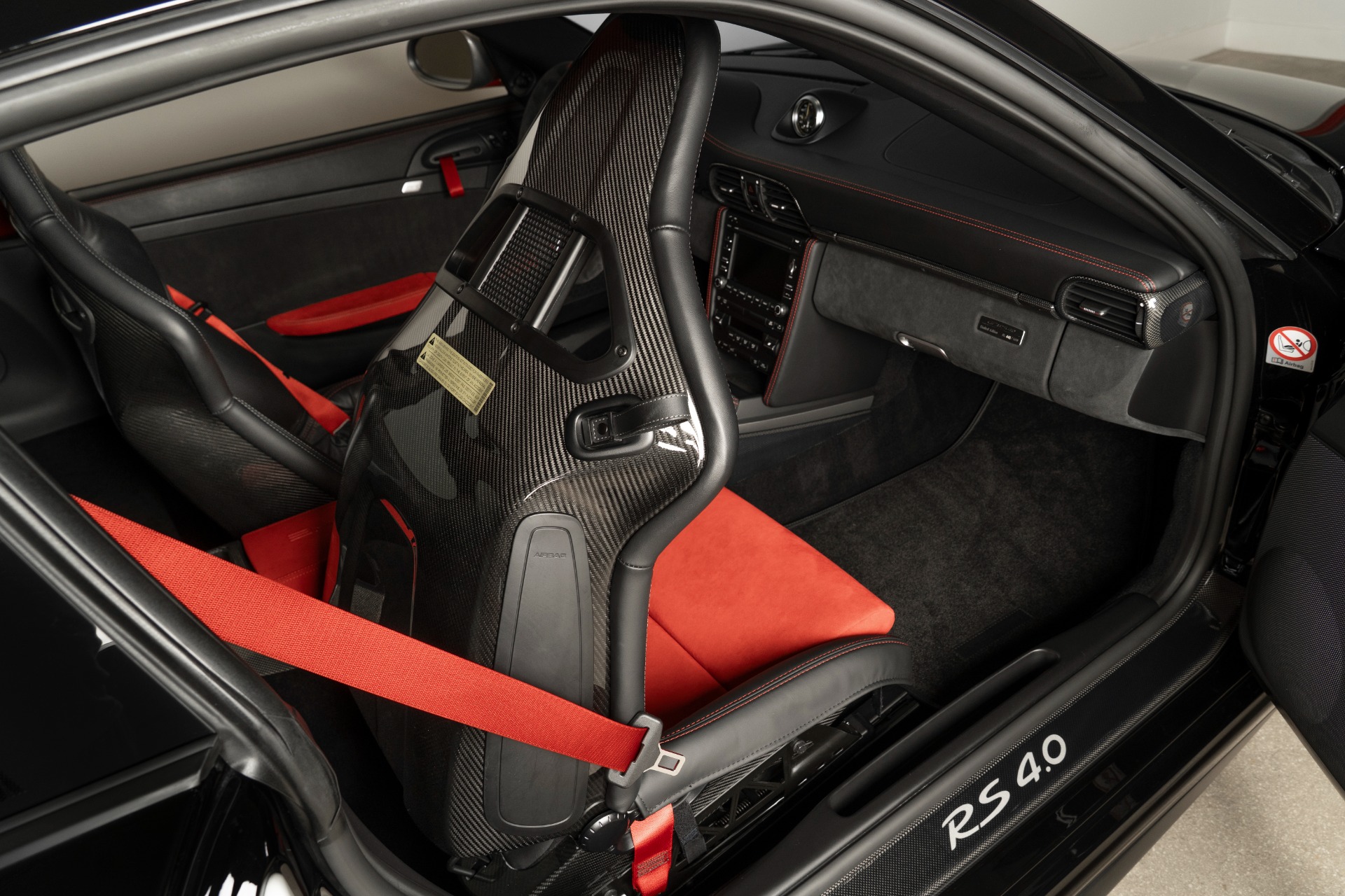 Used-2011-Porsche-911-GT3-RS-40