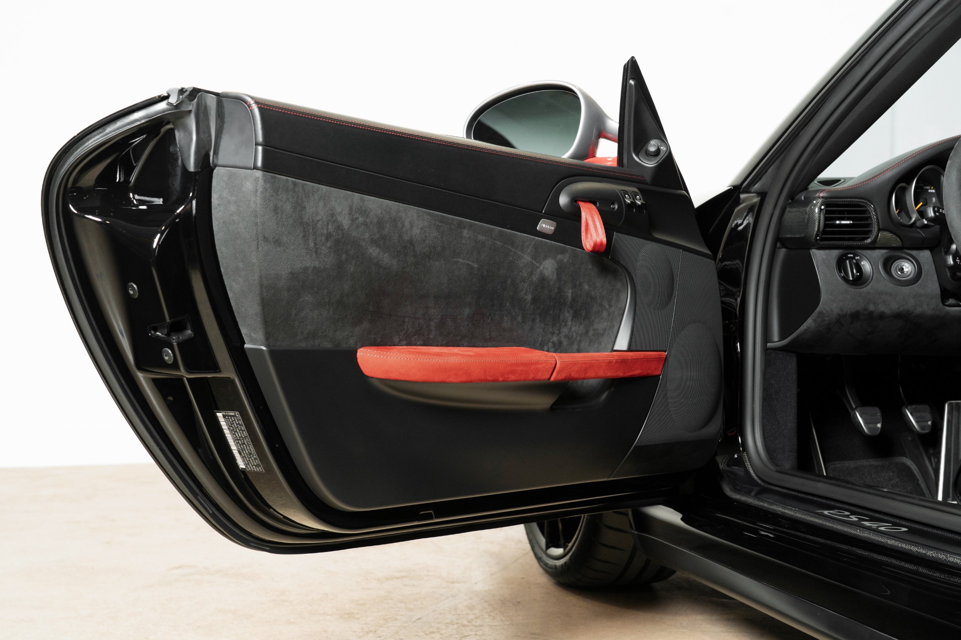 Used-2011-Porsche-911-GT3-RS-40