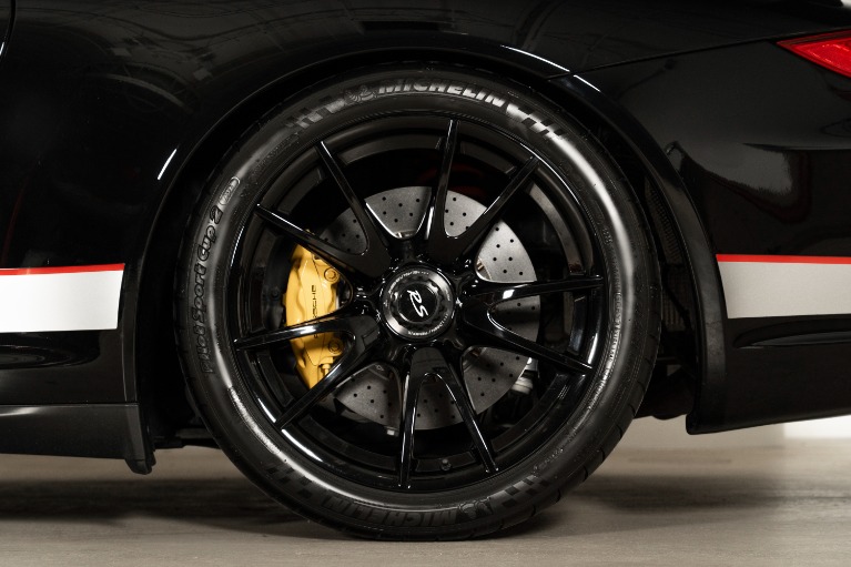 Used-2011-Porsche-911-GT3-RS-40