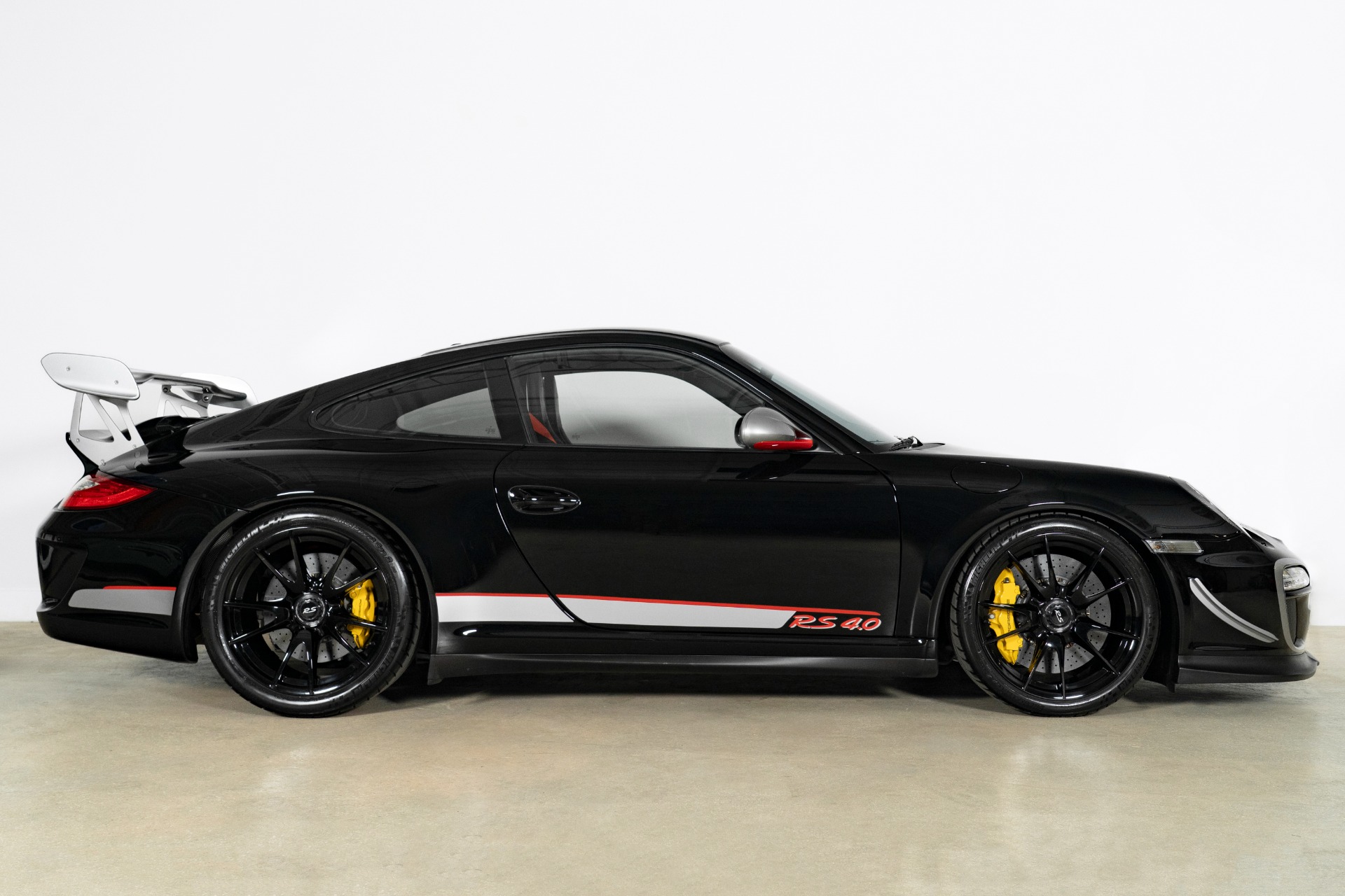Used-2011-Porsche-911-GT3-RS-40