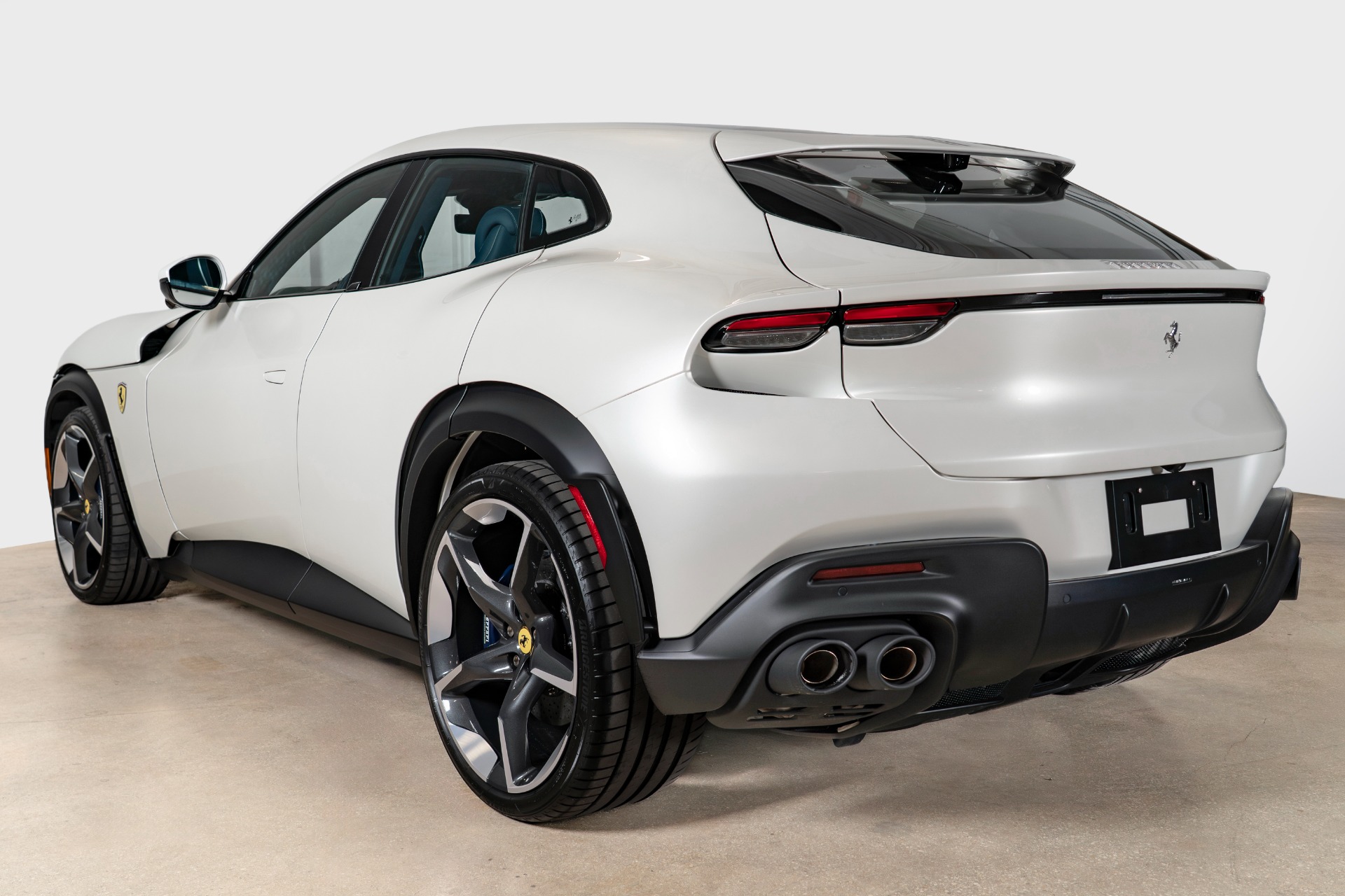 Used-2025-Ferrari-Purosangue