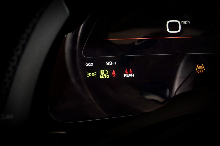 Used-2025-Ferrari-Purosangue