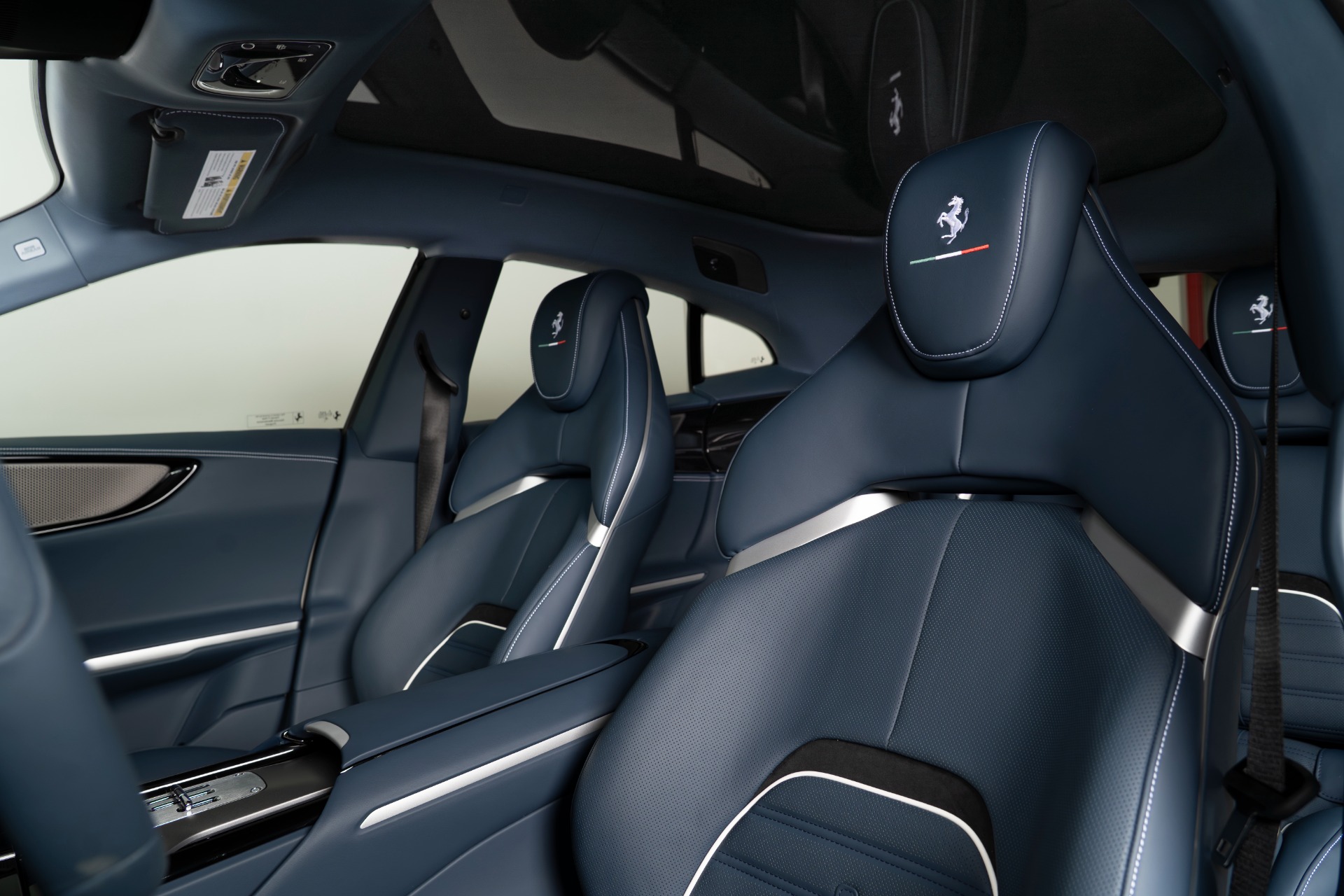 Used-2025-Ferrari-Purosangue