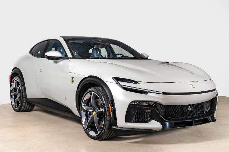 Used-2025-Ferrari-Purosangue