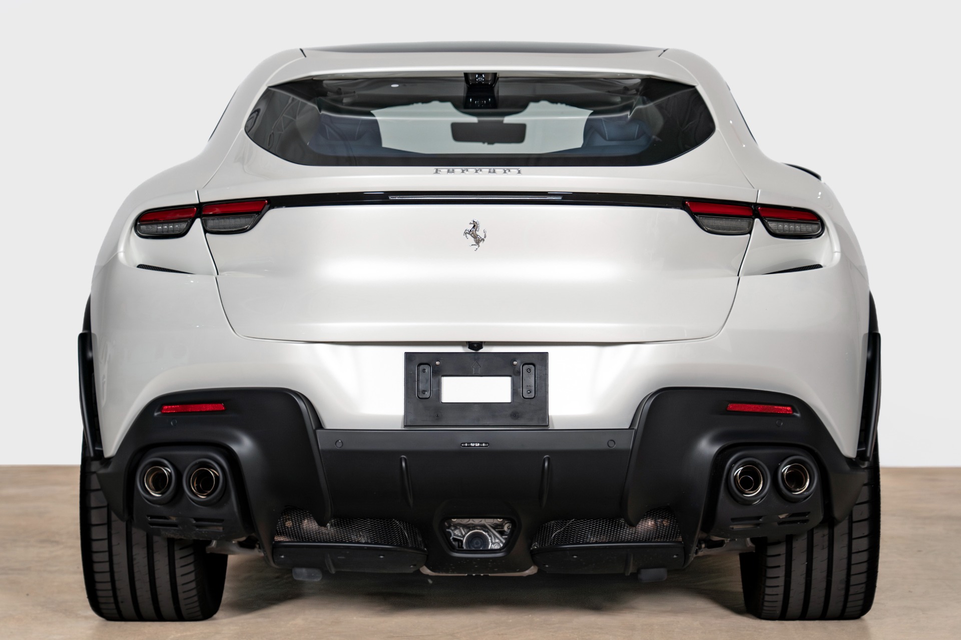 Used-2025-Ferrari-Purosangue