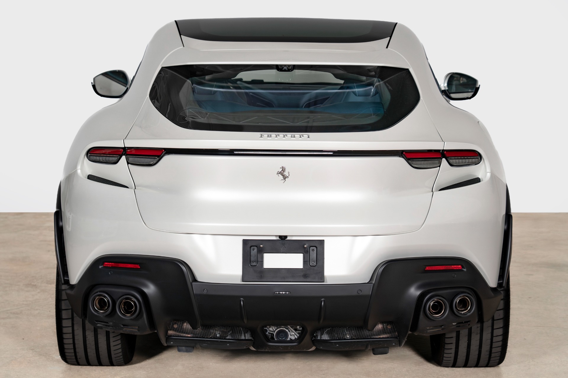 Used-2025-Ferrari-Purosangue