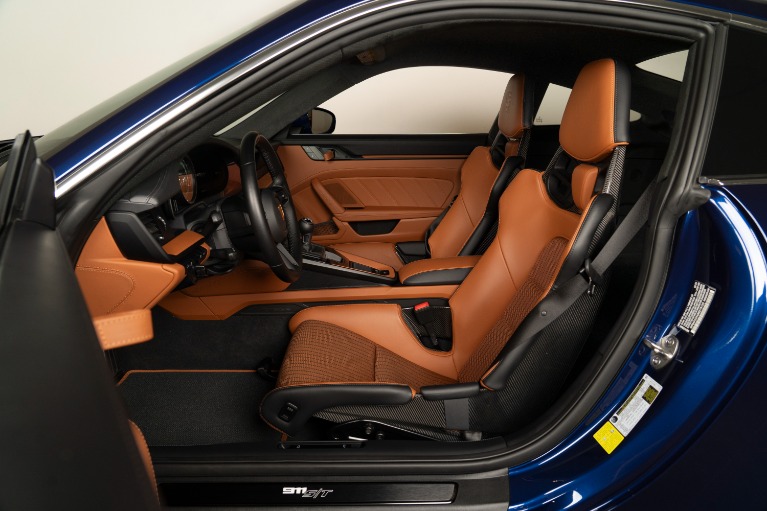 Used-2024-Porsche-911-ST