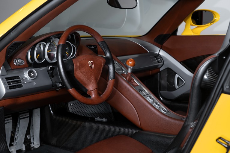 Used-2005-Porsche-Carrera-GT