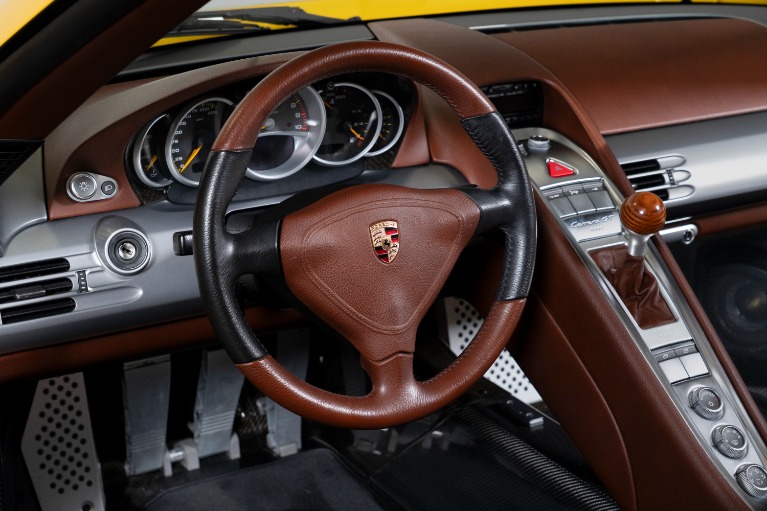Used-2005-Porsche-Carrera-GT