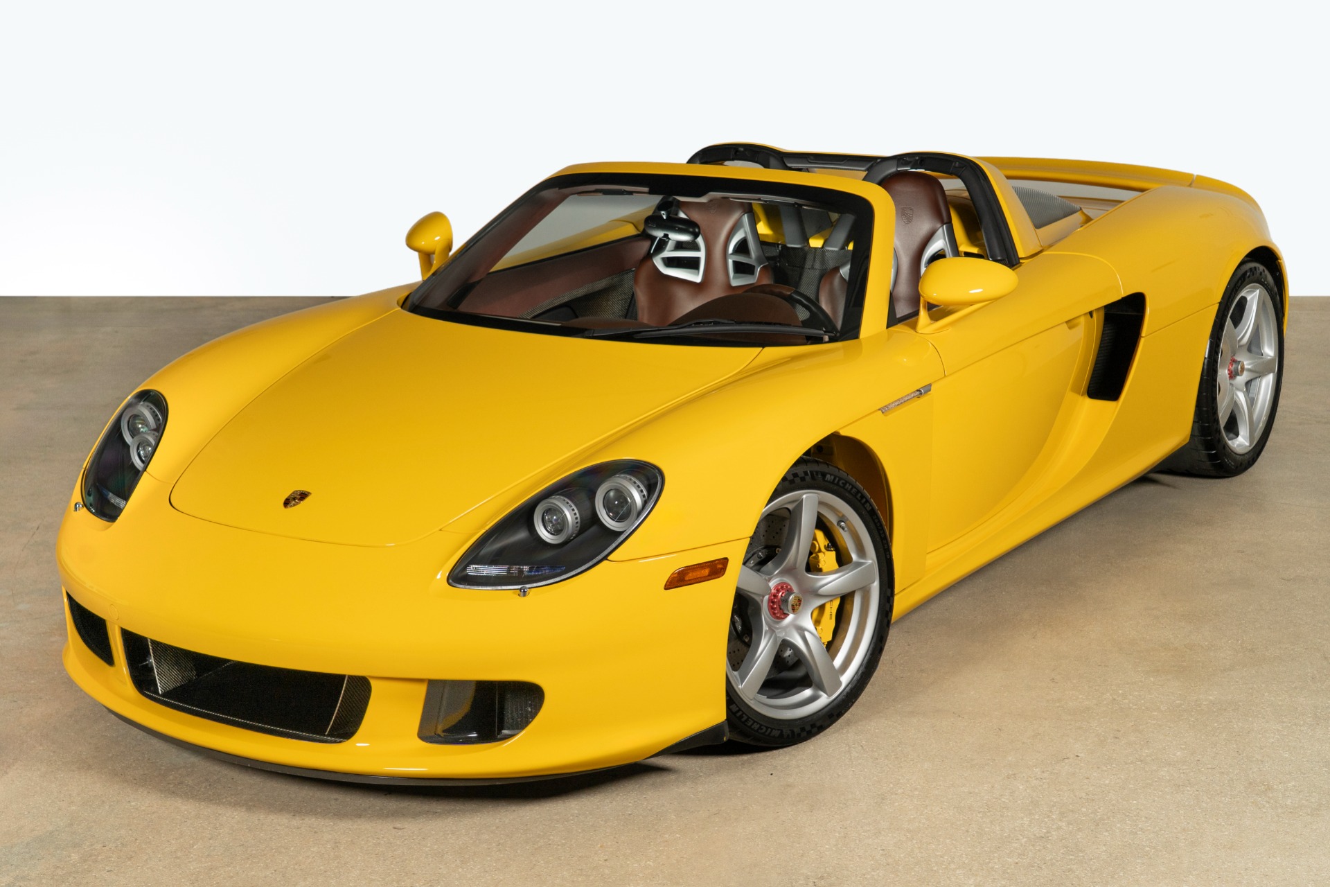 Used-2005-Porsche-Carrera-GT