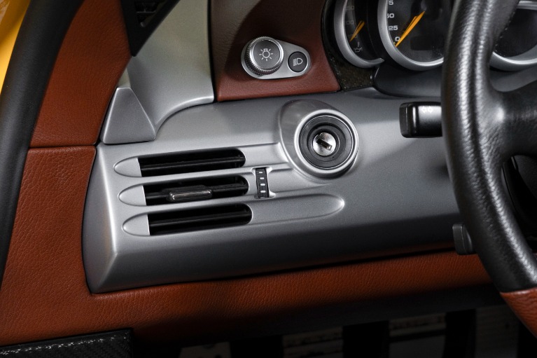 Used-2005-Porsche-Carrera-GT