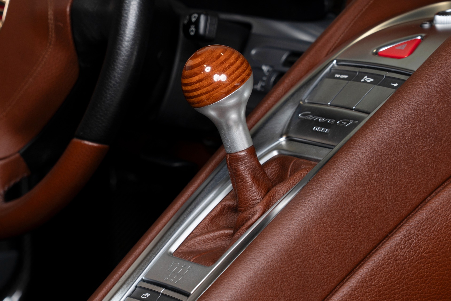 Used-2005-Porsche-Carrera-GT
