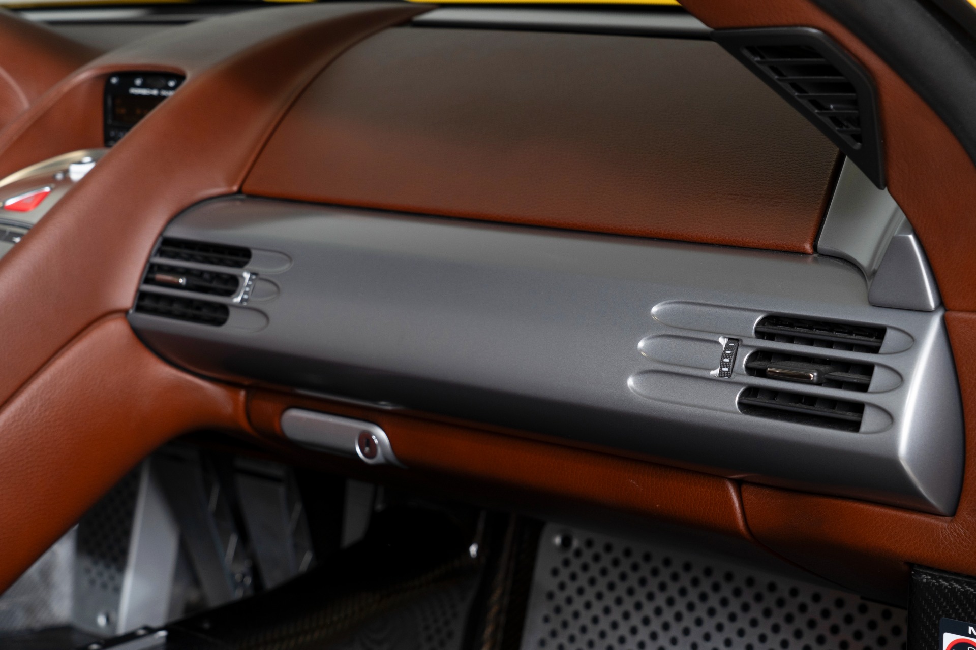 Used-2005-Porsche-Carrera-GT
