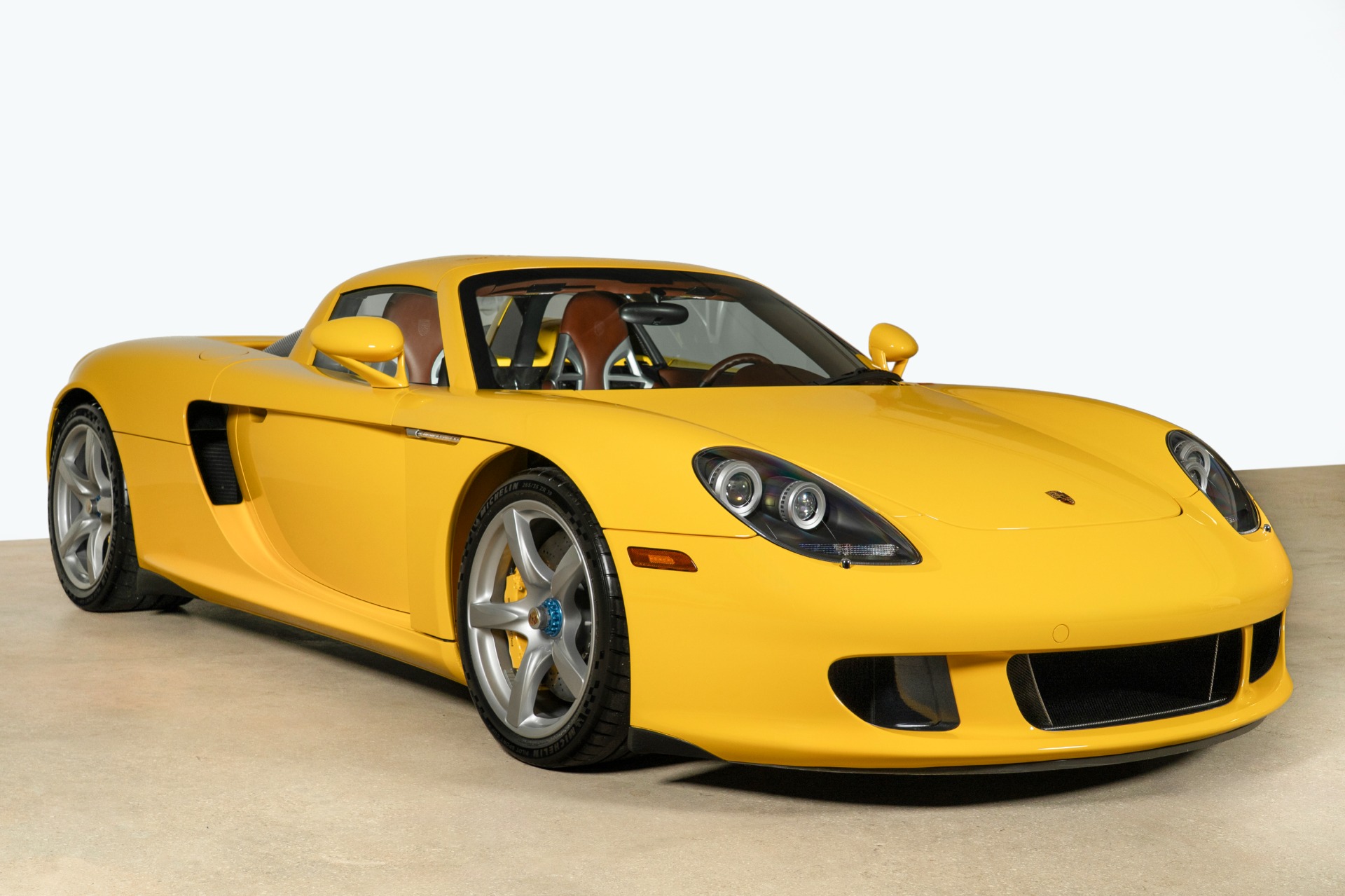 Used-2005-Porsche-Carrera-GT